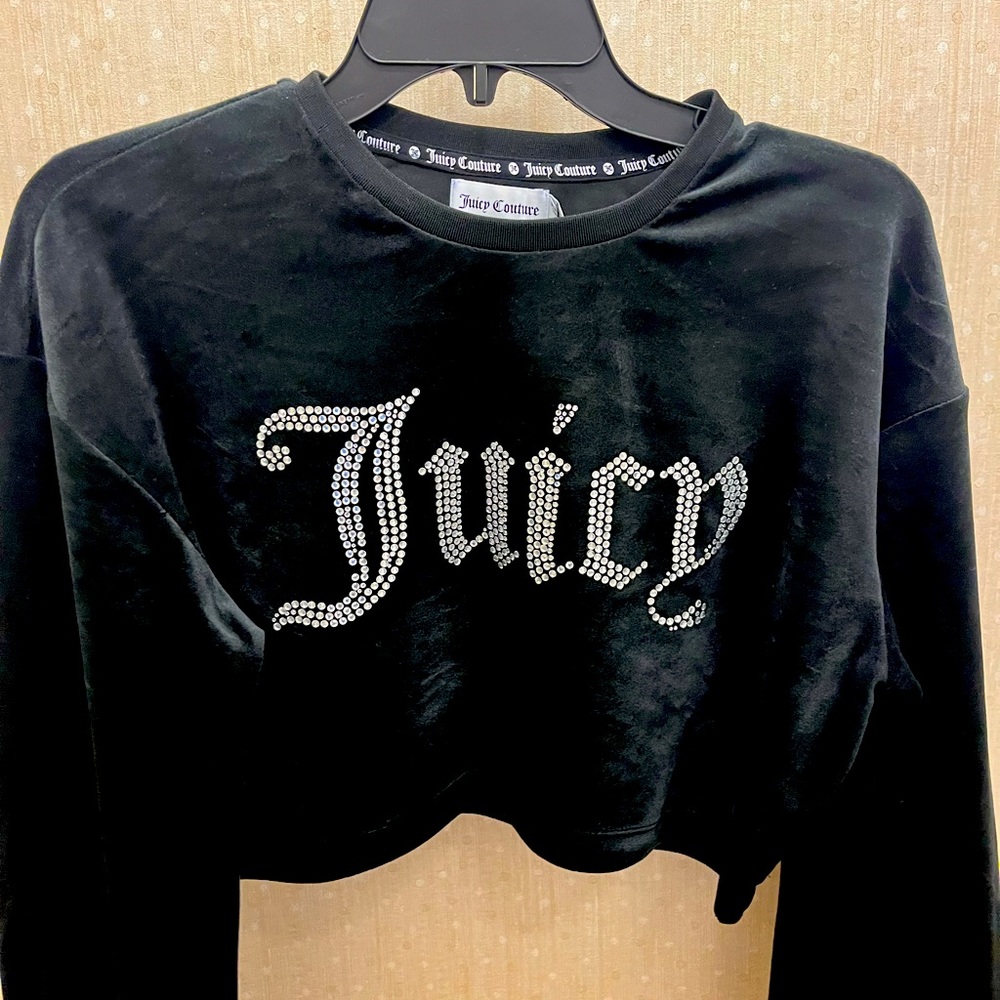 Juicy couture crop top black.
